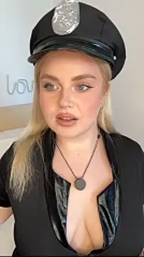 April Vancee online show from April 14, 10:54 am