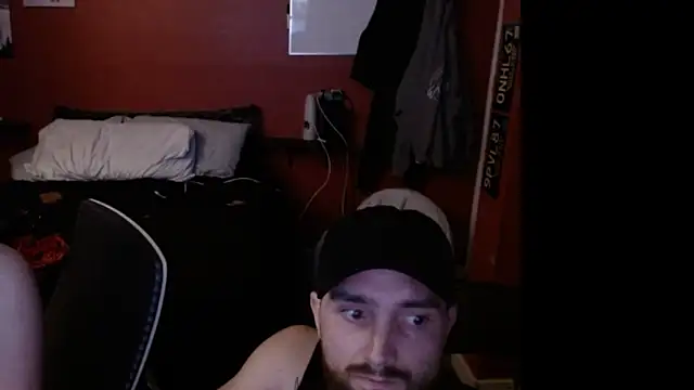 Snapshot of killawbeez chatting on March 14, 7:04 am killawbeez online show from March 14, 7:04 am