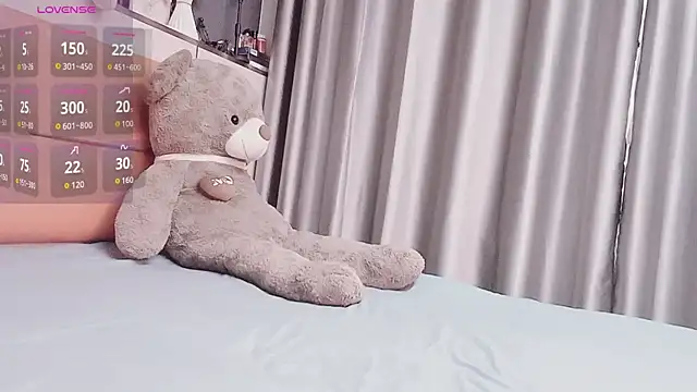 guoguo7777777 online show from September 13, 9:53 am