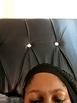 queen lovely2 online show from February 6, 8:40 am