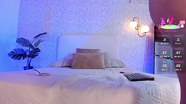 alanarouge online show from March 7, 11:29 am