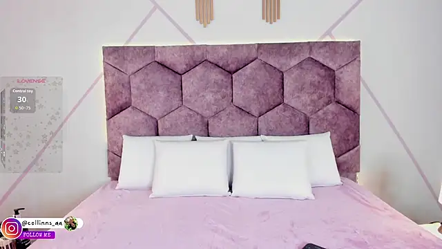 aurora collinss  online show from October 9, 12:36 pm