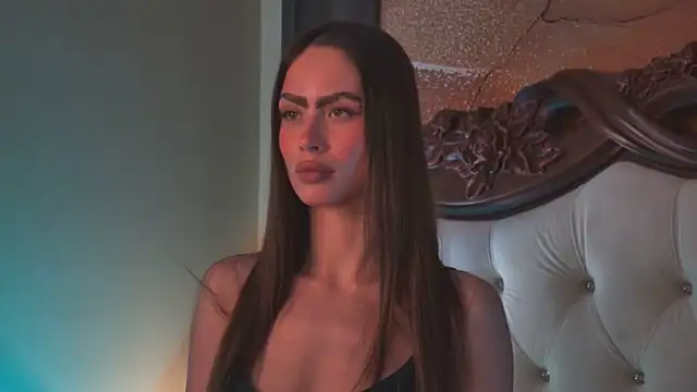 Snapshot of Amanda_River chatting on June 2, 6:32 pm Amanda River online show from June 2, 6:32 pm