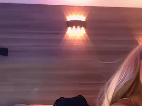 SashaNova online show from March 19, 4:14 am