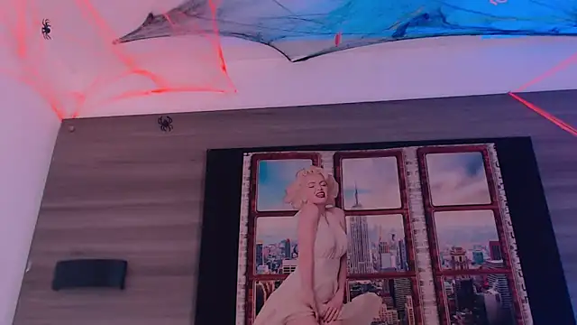 SashaNova online show from October 15, 6:02 am