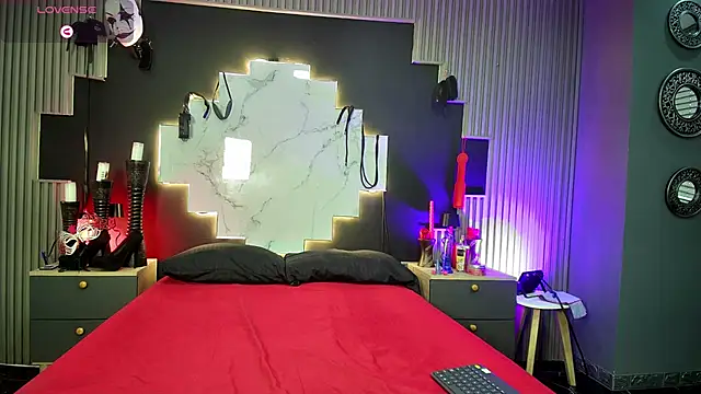 Sarah917 online show from March 12, 7:17 pm