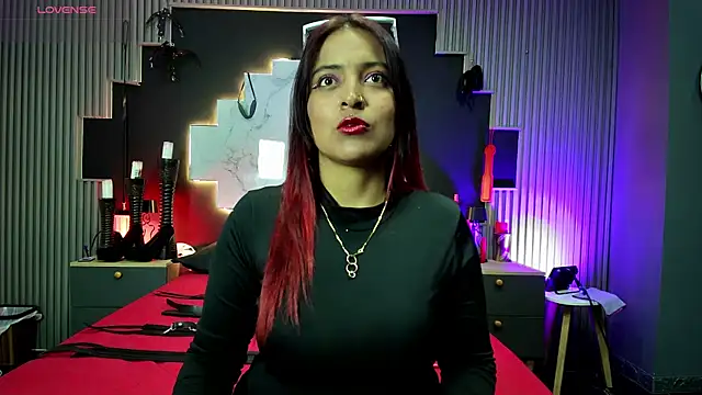 Sarah917 online show from March 18, 7:31 pm