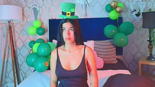 Snapshot of Mia_Montess chatting on March 14, 12:18 pm Mia Montess online show from March 14, 12:18 pm