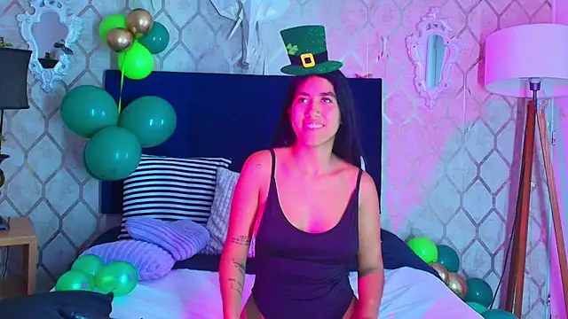 Snapshot of Mia_Montess chatting on March 14, 6:29 pm Mia Montess online show from March 14, 6:29 pm