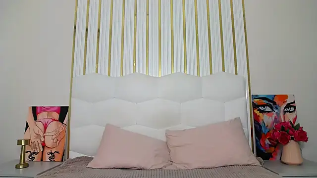 Eliss Shyyo online show from September 29, 7:57 am