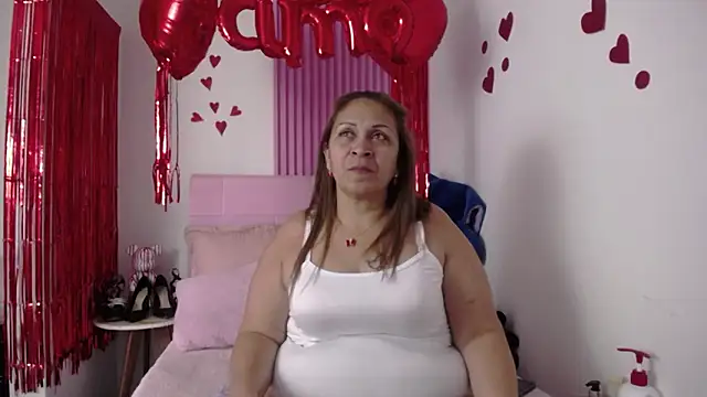 scarlettbooty online show from February 12, 8:04 pm