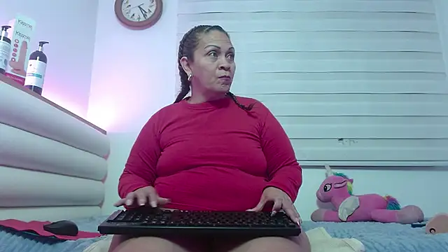 scarlettbooty online show from March 22, 8:18 am