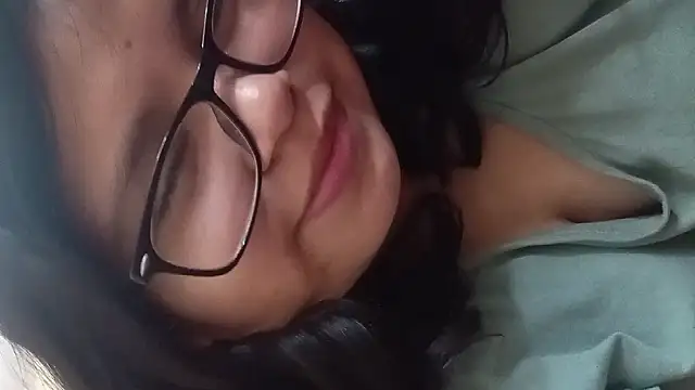 Snapshot of Maferyale chatting on February 16, 3:24 am Maferyale online show from February 16, 3:24 am