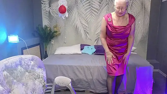 Maya Mayflower online show from March 17, 12:25 pm