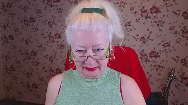 Maya Mayflower online show from November 28, 3:53 am