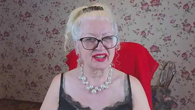 Maya Mayflower online show from February 14, 3:42 pm