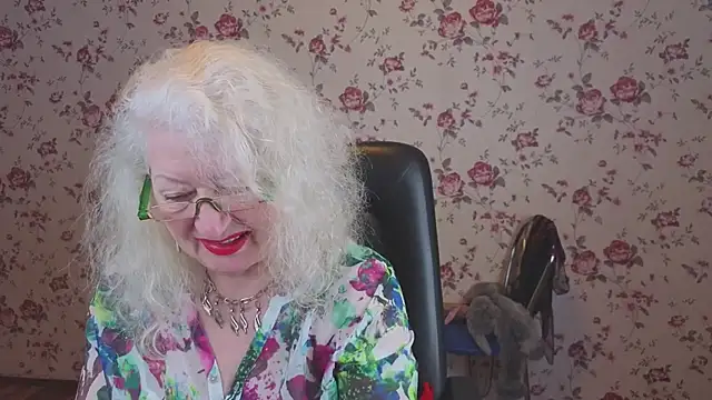 Maya Mayflower online show from February 16, 3:24 am