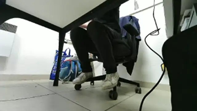 GM51-1988 online show from November 4, 4:06 pm