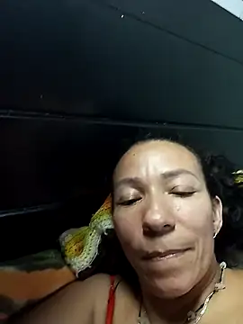 Snapshot of Antonela45 chatting on March 19, 1:32 am Antonela45 online show from March 19, 1:32 am