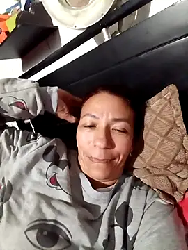 Snapshot of Antonela45 chatting on October 23, 12:32 am Antonela45 online show from October 23, 12:32 am