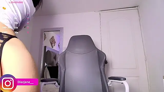 Janediazz online show from March 18, 9:07 pm