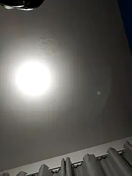 Snapshot of jimmylouies99 chatting on March 8, 3:39 am jimmylouies99 online show from March 8, 3:39 am