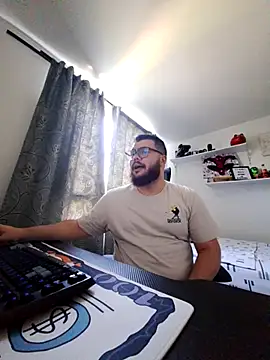 Edmund98 online show from September 27, 6:02 pm