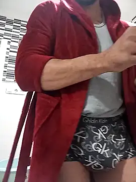 Snapshot of Yerayyaya chatting on November 28, 7:11 am Yerayyaya online show from November 28, 7:11 am