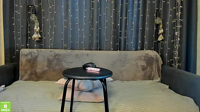 Ashley Nicks online show from June 5, 6:52 am