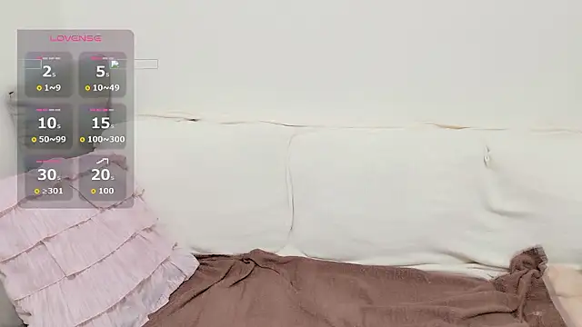 pppYukaqqq online show from January 17, 12:10 pm