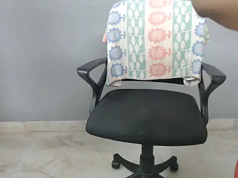 Surjeet Kaur online show from September 16, 4:24 am