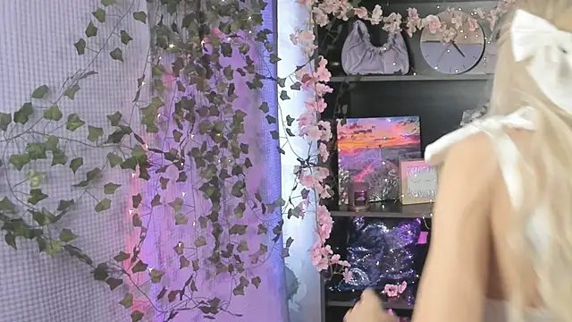 MelissaMillton online show from March 5, 2:57 am