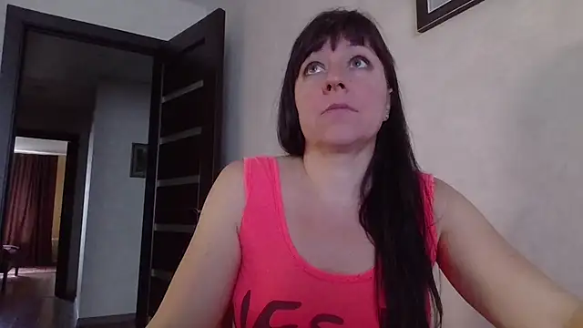 Snapshot of CarolinaReaperRed chatting on October 23, 5:51 am CarolinaReaperRed online show from October 23, 5:51 am