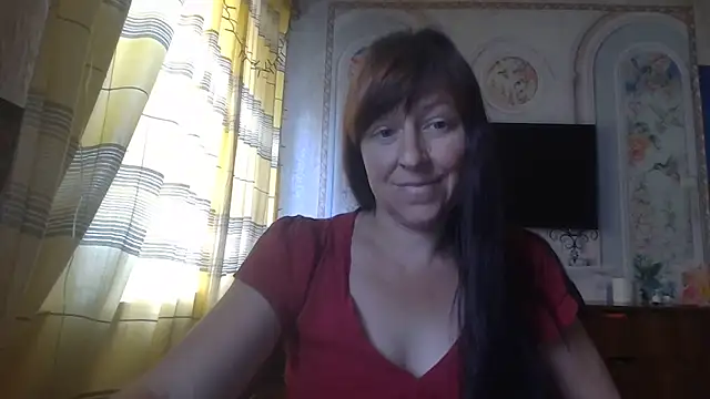 Snapshot of CarolinaReaperRed chatting on June 8, 9:31 am CarolinaReaperRed online show from June 8, 9:31 am
