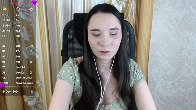 Snapshot of KateForLove chatting on March 11, 1:45 pm KateForLove online show from March 11, 1:45 pm