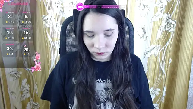 Snapshot of KateForLove chatting on October 6, 12:24 pm KateForLove online show from October 6, 12:24 pm