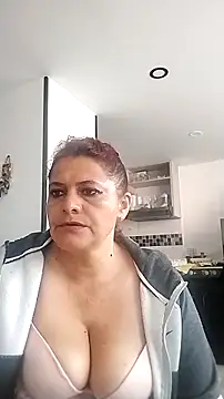 BiancaSteel online show from November 7, 1:00 pm