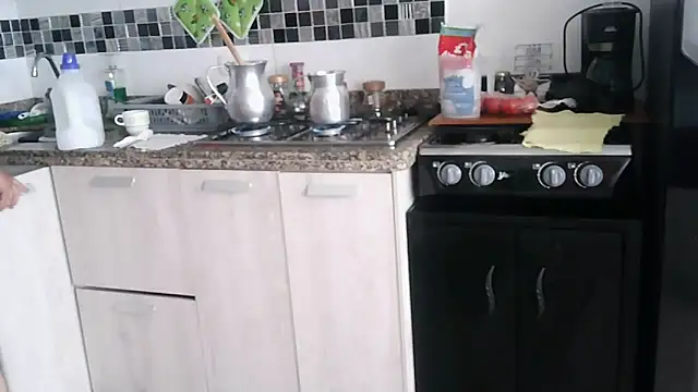 BiancaSteel online show from February 25, 1:10 pm