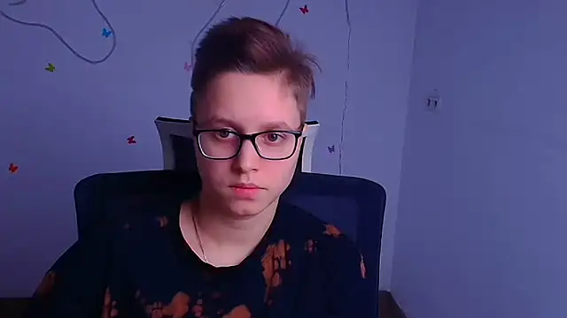 Snapshot of Bella_Swannn chatting on March 5, 3:29 pm Bella Swannn online show from March 5, 3:29 pm