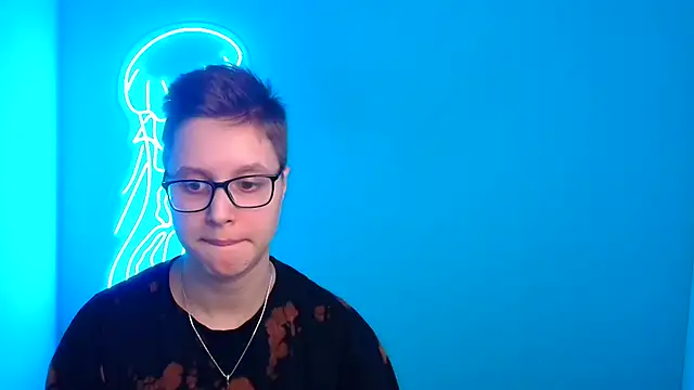 Snapshot of Bella_Swannn chatting on March 13, 9:48 pm Bella Swannn online show from March 13, 9:48 pm