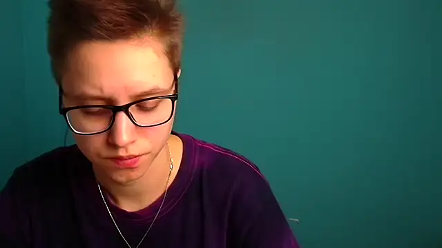 Snapshot of Bella_Swannn chatting on March 21, 12:18 am Bella Swannn online show from March 21, 12:18 am