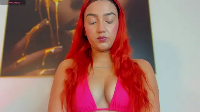 Snapshot of SahraJohnsonn chatting on March 15, 12:24 pm SahraJohnsonn online show from March 15, 12:24 pm