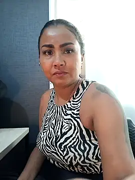 Snapshot of Ariana_Rodriguez chatting on October 30, 2:40 pm Ariana Rodriguez online show from October 30, 2:40 pm