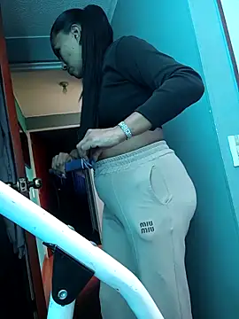 Snapshot of Ariana_Rodriguez chatting on December 15, 1:26 pm Ariana Rodriguez online show from December 15, 1:26 pm