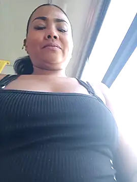 Snapshot of Ariana_Rodriguez chatting on December 20, 2:24 pm Ariana Rodriguez online show from December 20, 2:24 pm