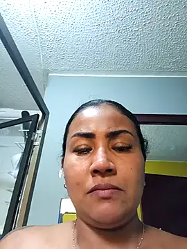 Snapshot of Ariana_Rodriguez chatting on January 14, 12:33 pm Ariana Rodriguez online show from January 14, 12:33 pm