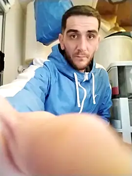 Snapshot of Anthopassif84 chatting on March 4, 4:20 pm Anthopassif84 online show from March 4, 4:20 pm