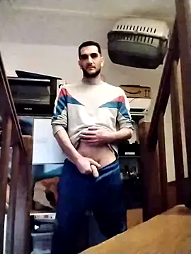 Snapshot of Anthopassif84 chatting on March 6, 1:35 pm Anthopassif84 online show from March 6, 1:35 pm
