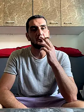 Snapshot of Anthopassif84 chatting on October 17, 9:45 am Anthopassif84 online show from October 17, 9:45 am