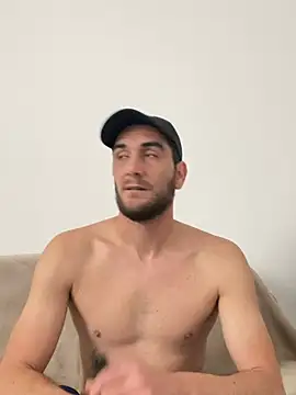 Snapshot of Anthopassif84 chatting on May 15, 9:16 am Anthopassif84 online show from May 15, 9:16 am